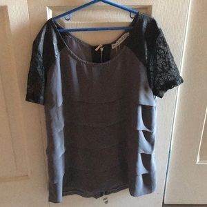 FOND Los Angeles top zipper in back with lace